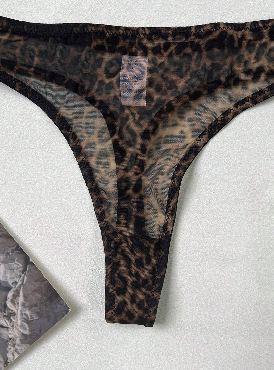 Ensemble Lingerie Léopard – Sensualité Sauvage & Élégance Féminine