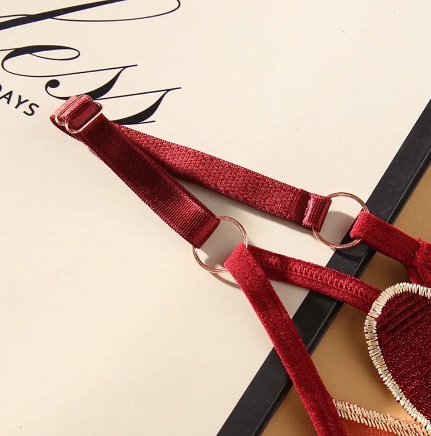 String Brodée Cœur
