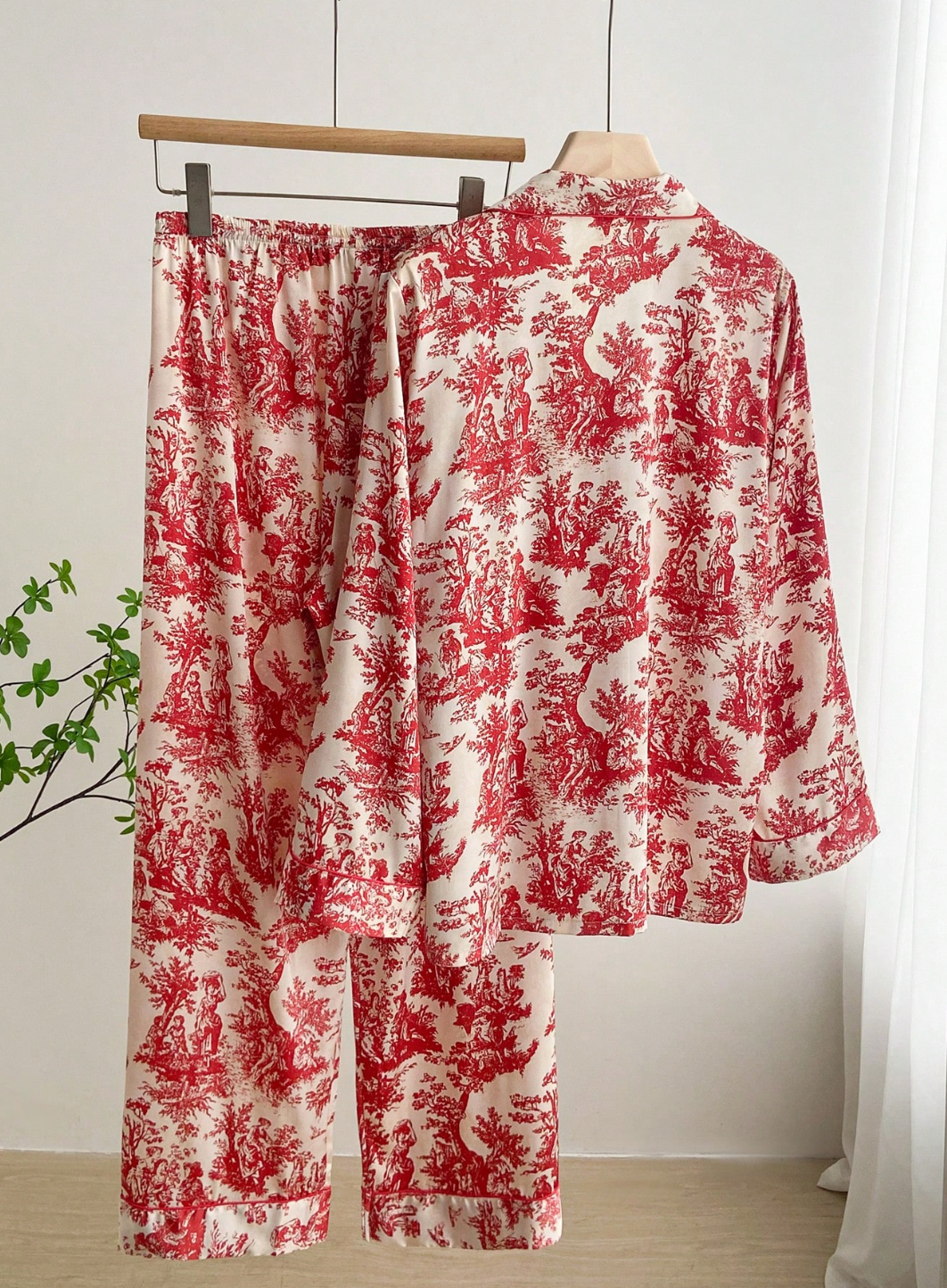 Pyjama Femme Soie Glacée Imprimé Encre – Élégance & Confort