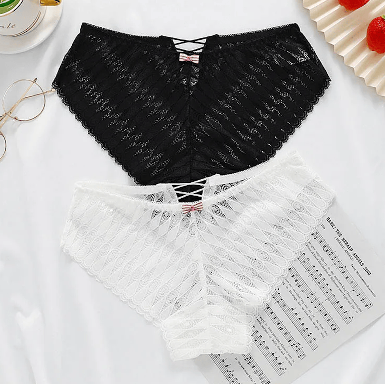 Lingeries Féminine Culotte Mi-Haute en Dentelle avec Lacerie