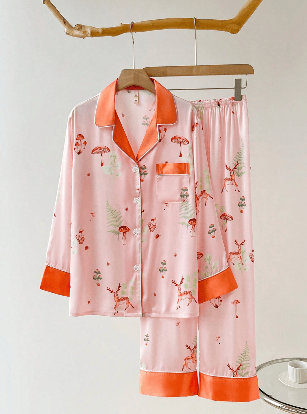 Lingeries Féminine Pyjama femme Pyjama Femme Imprimé Animal Tropical – Ensemble 2 Pièces Élégant