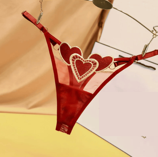 Lingeries Féminine String Brodée Cœur